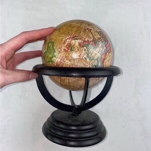 Mini globe decor